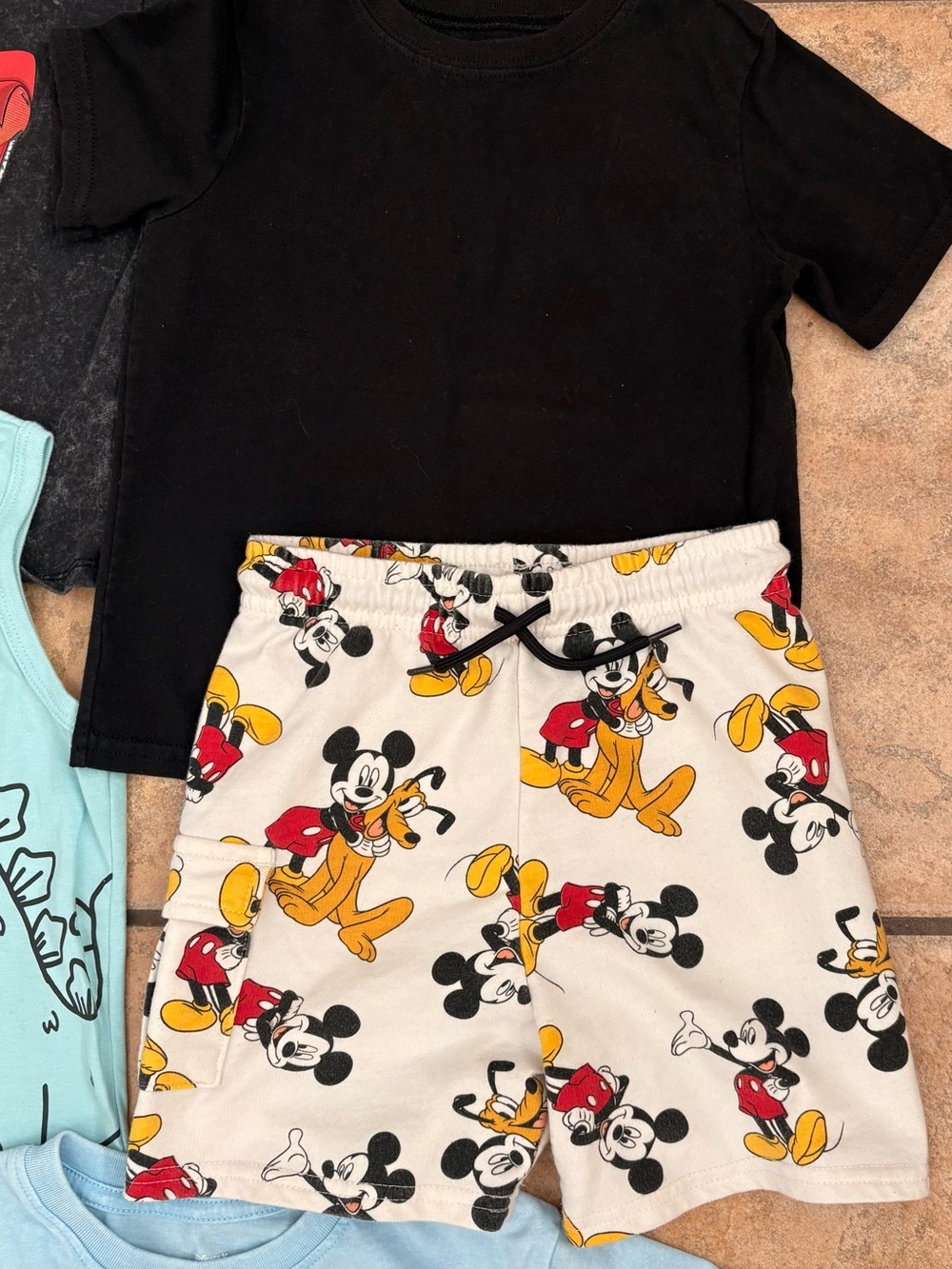 Little Boys Size 4/5 Summer Clothes + Shoes Lot of 25+ Pieces - Picture 14 of 16
